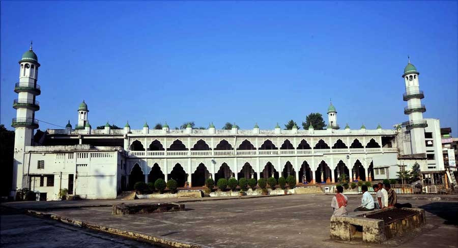 চট্টগ্রামের আন্দরকিল্লা শাহী জামে মসজিদ